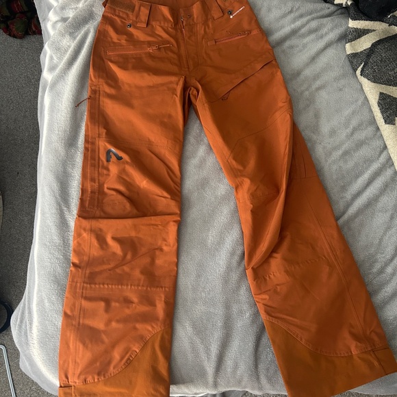 Flylow Snowpants - Picture 1 of 5